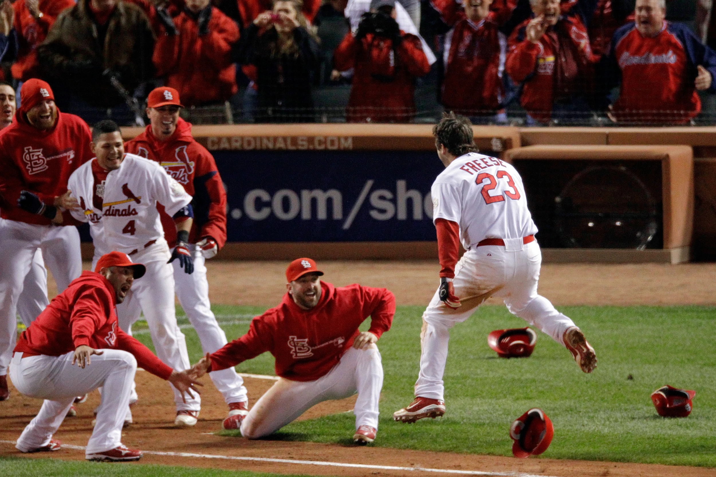Cardinals Win In Walk-Off Fashion 10-9 To Force Game 7 Of World Series 2011 World Series Game 6 ...