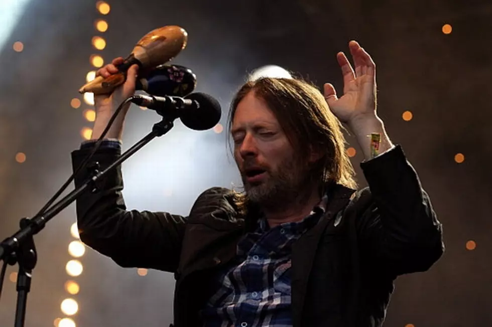 Radiohead Perform R.E.M.&#8217;s &#8216;The One I Love&#8217;
