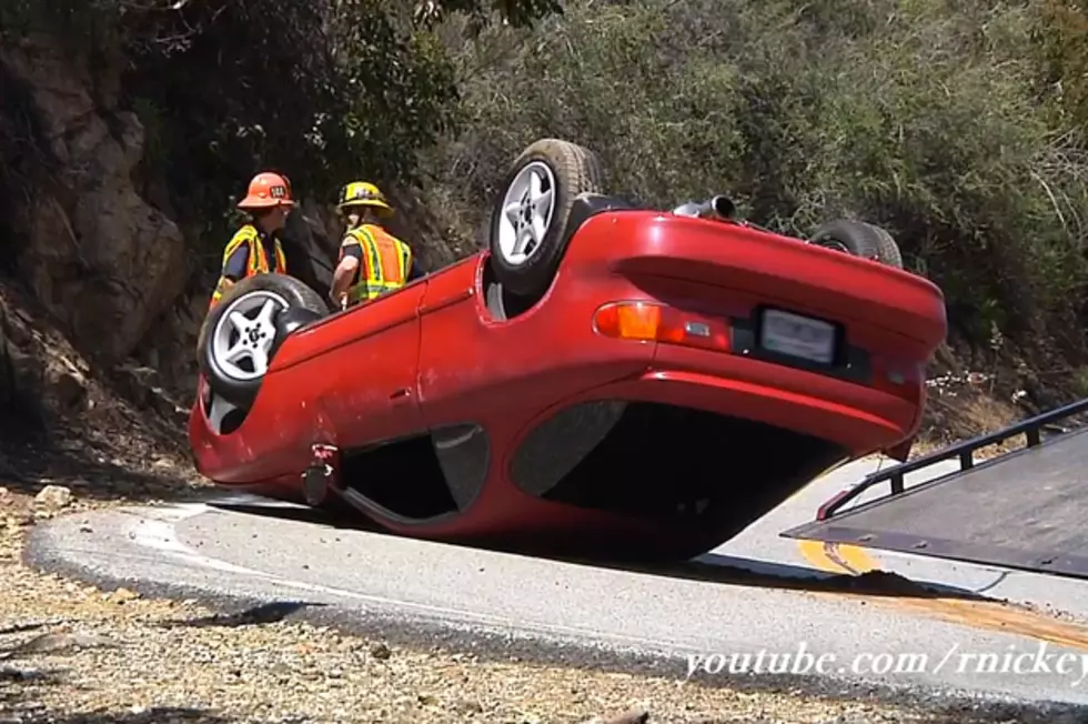 Speed Freaks Demonstrate How Not to Drive On Mountain Roads
