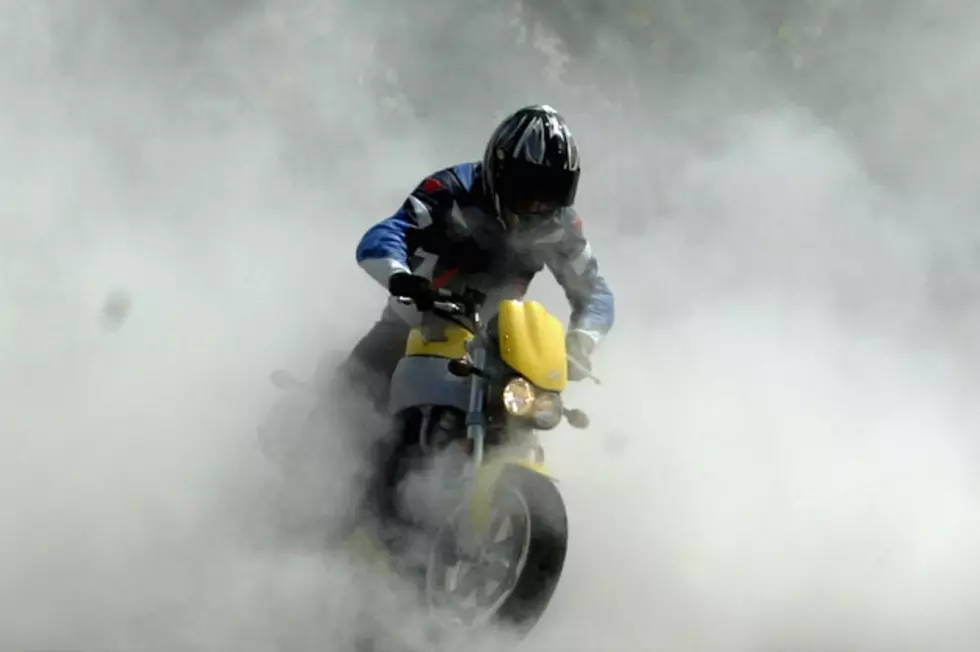 &#8216;Suck Bang Blow&#8217; Says Manly Motorcycle Burnouts Are a First Amendment Right