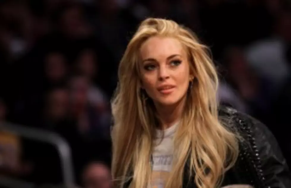 Lindsay Lohan Back On The Bar Scene