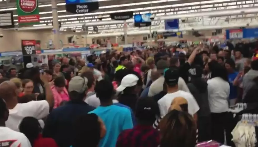 Fights At Black Friday Sales  [VIDEO]