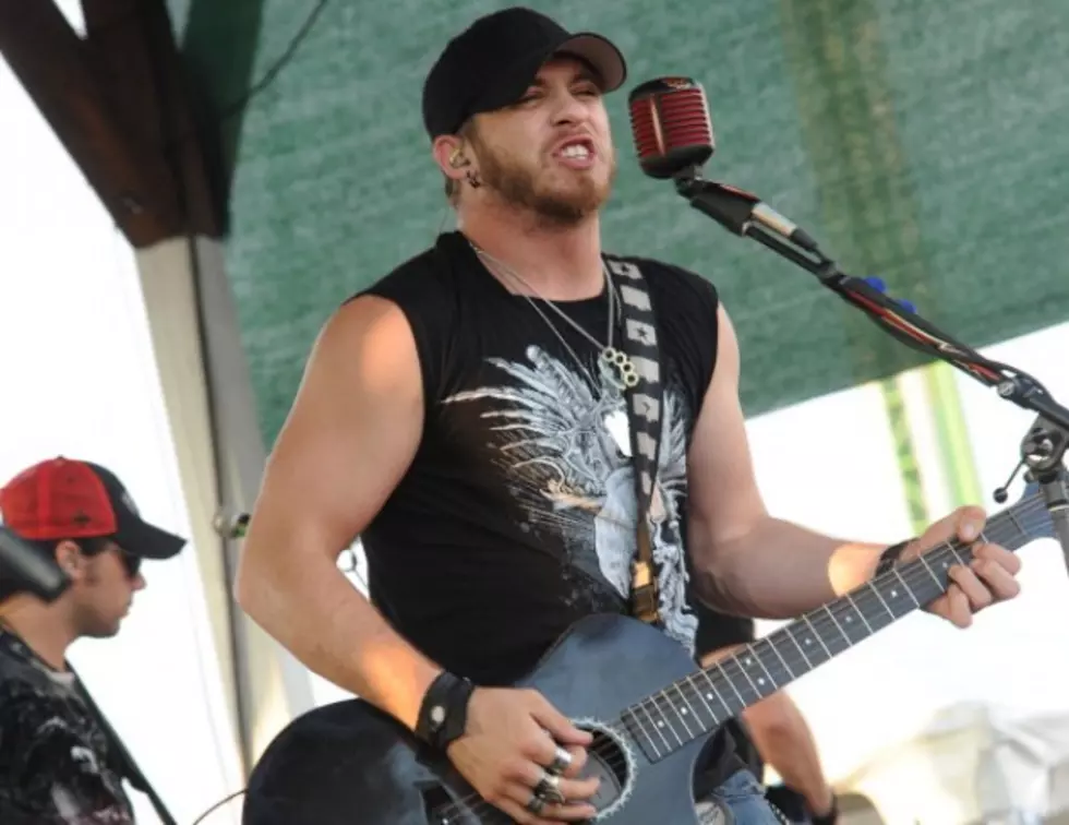 A Taste Of A Sold Out Brantly Gilbert Thomas Rhett Concert [VIDEO]