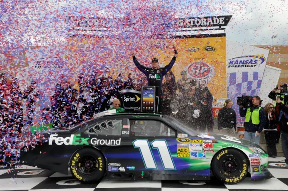 NASCAR – Denny Hamlin Wins at Kansas [PICTURES]
