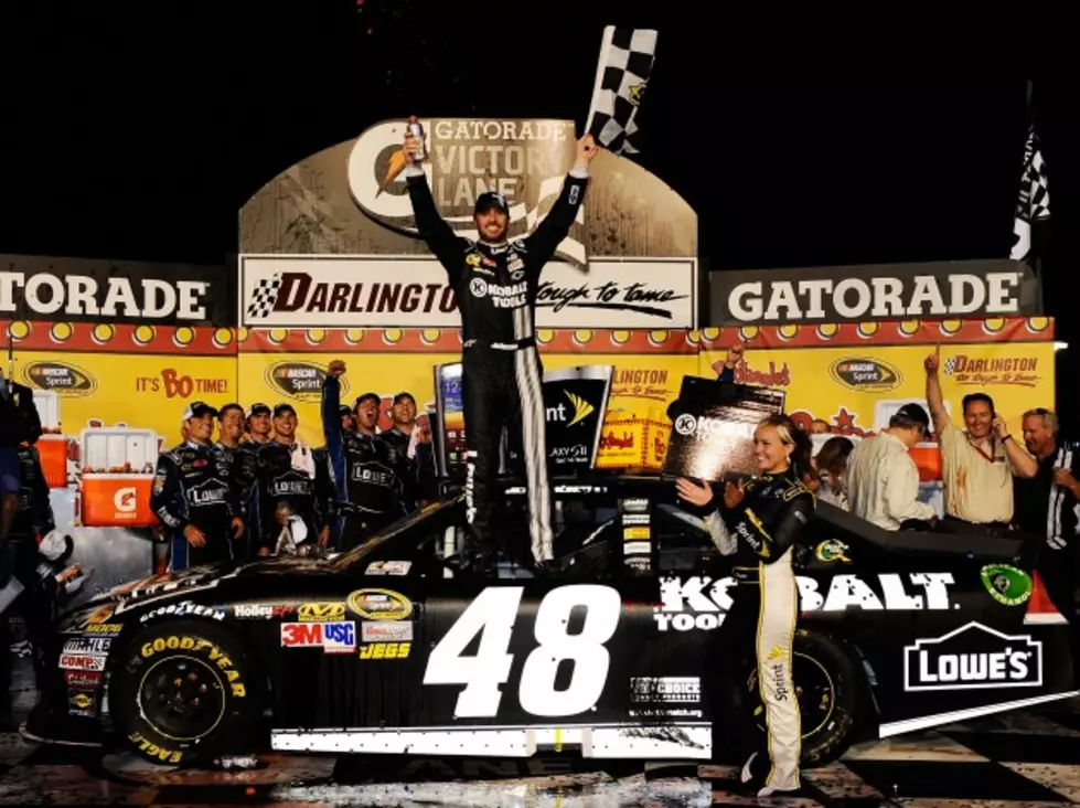 NASCAR – Jimmy Johnson Wins at Darlington [PICTURES]