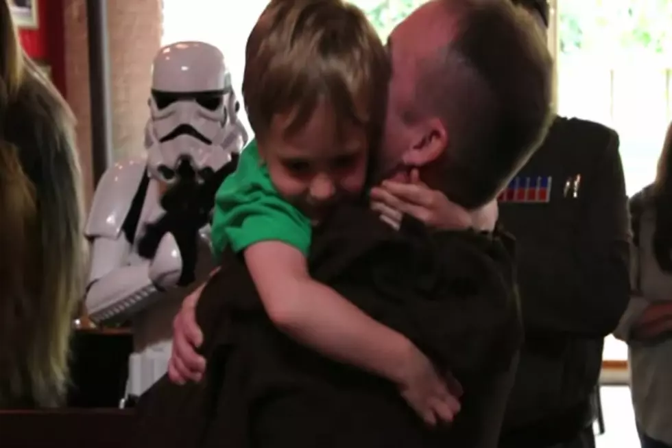 Soldier Returns Home From Afghanistan and Surprises Son &#8216;Star Wars&#8217; Style [VIDEO]