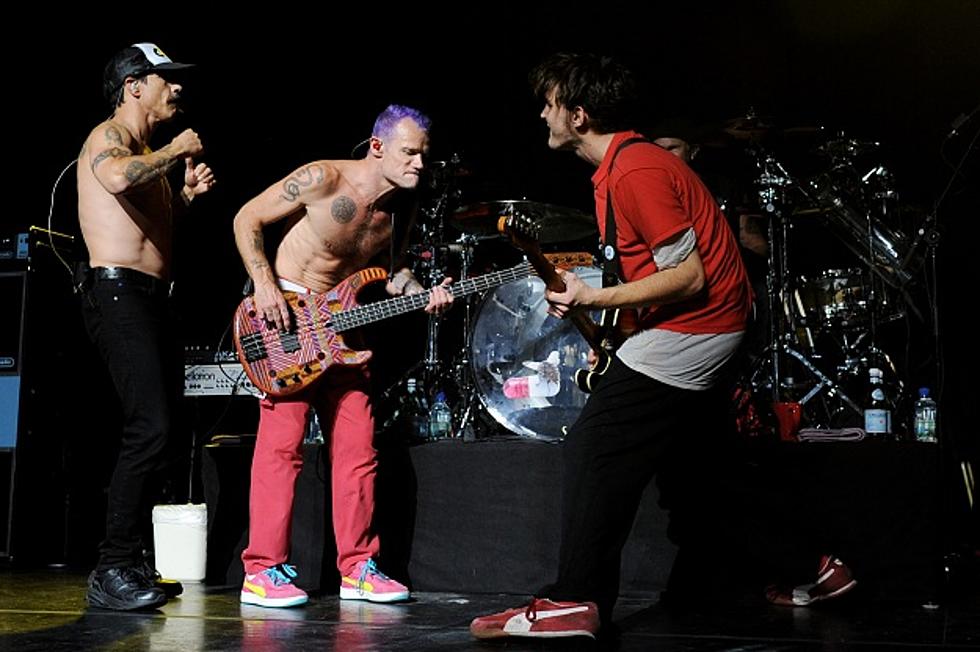 Red Hot Chili Peppers Plan to Release a Number of New Songs Throughout 2012
