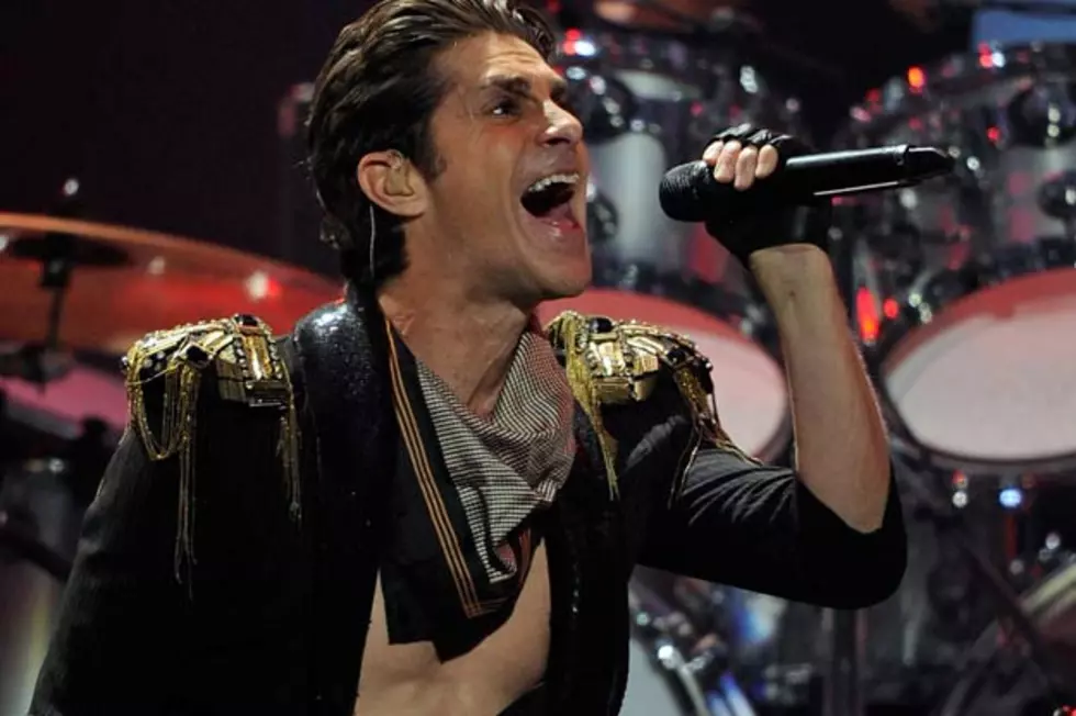 Jane&#8217;s Addiction&#8217;s Perry Farrell: Eric Avery Wanted to &#8216;Cash in&#8217; on Reunion