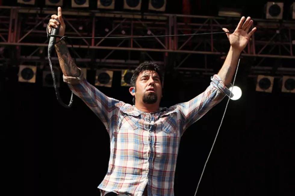 Deftones Guitarists Finding Middle Ground for New Record