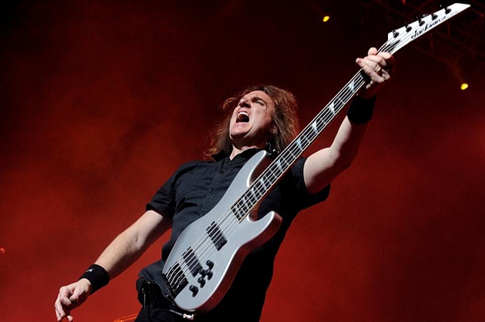 Megadeth&#8217;s David Ellefson Documents Band&#8217;s Search for Starbucks in Russia
