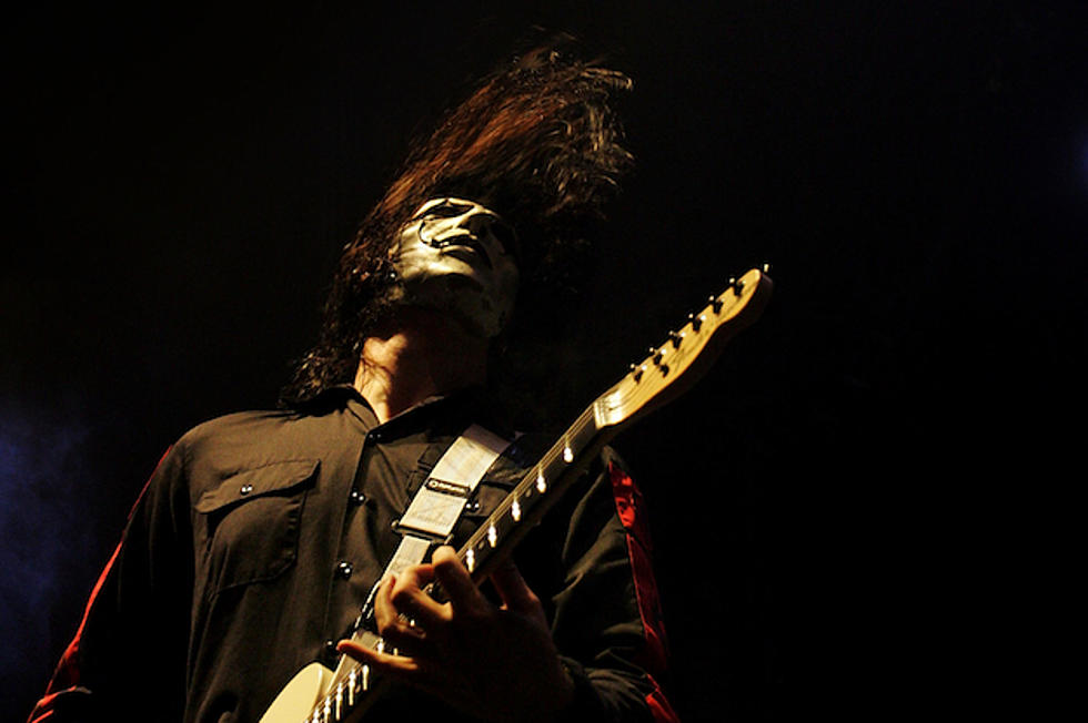 Slipknot Guitarist Jim Root Misses Mayhem Festival Kickoff Due To Burst Appendix