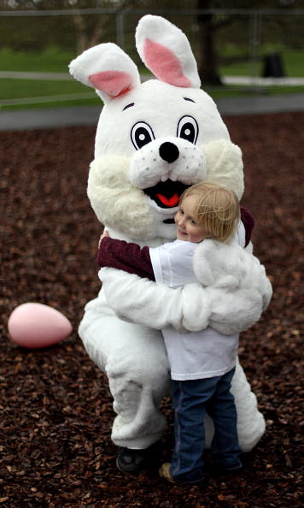 Free Pictures Taken With Easter Bunny 31