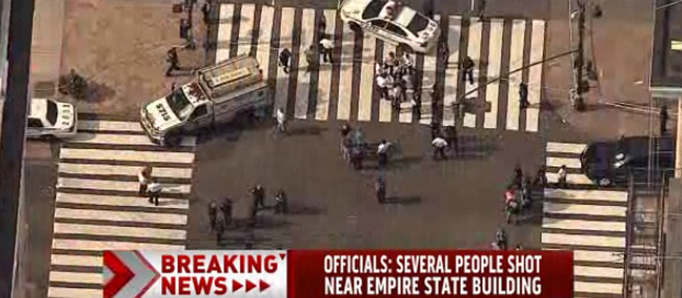 Gunman Shoots Several People Outside Empire State Building