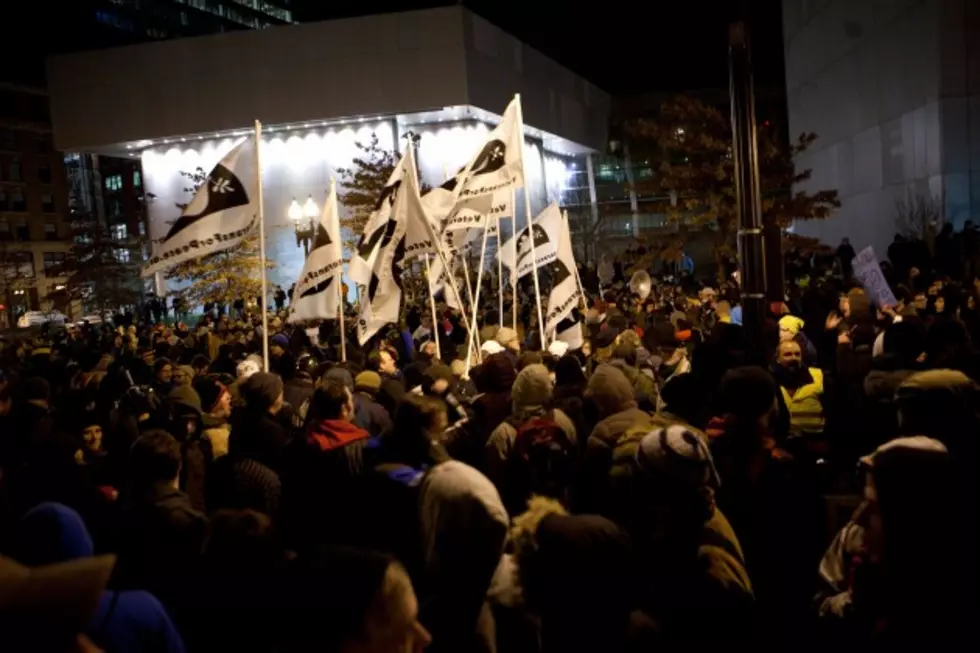 Police Evict Occupy Boston Protesters [VIDEO]