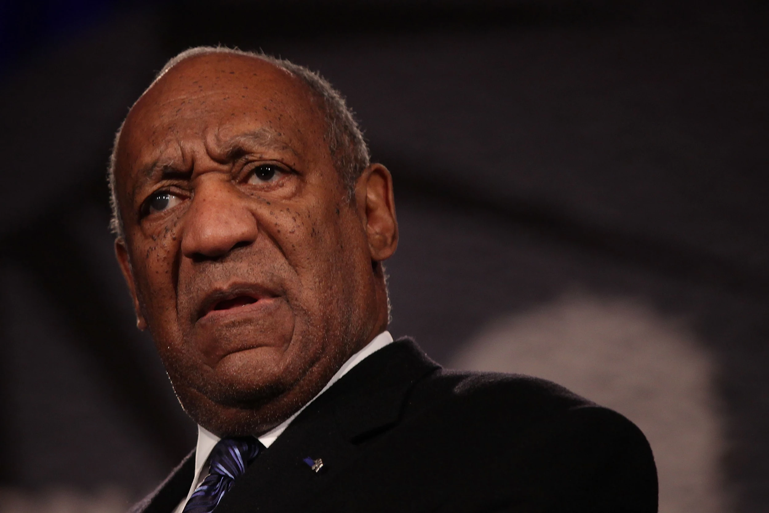 Bill Cosby Defense Seeks Dismissal Of Charges, Prosecut...