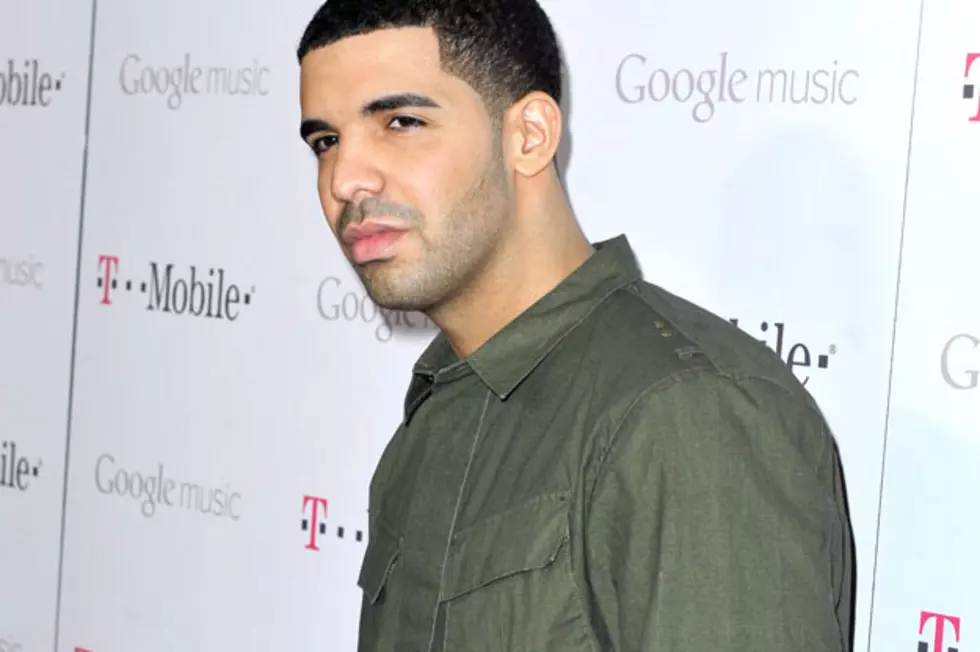 Drake&#8217;s Dressing Room Requests Include Chicken Wings and A Lot of Booze