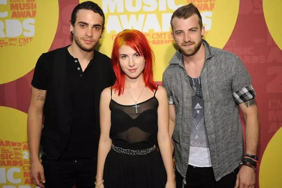 Watch Paramore Perform &#8216;The Only Exception&#8217; + &#8216;Hallelujah&#8217; Live for First Time in Nearly a Year