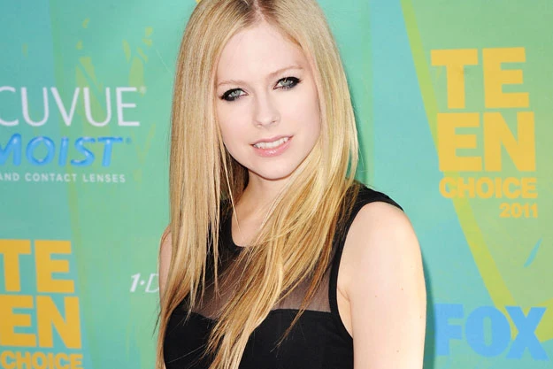 Avril Lavigne is known for her spunky punky look from her oftcolor 