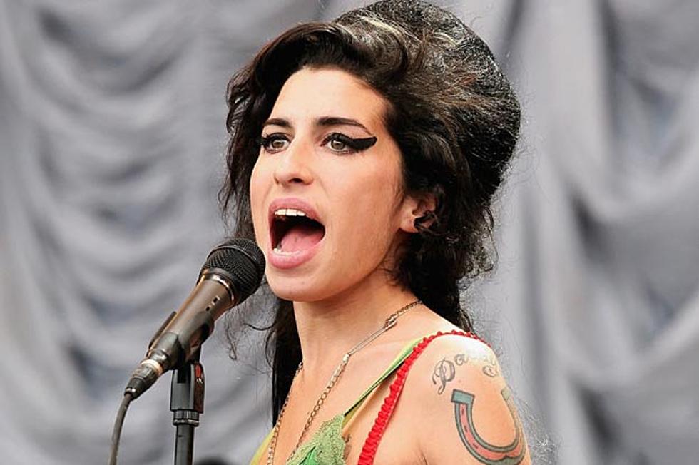 Amy Winehouse&#8217;s &#8216;Lioness&#8217; Debuts at Number One on U.K. Albums Chart