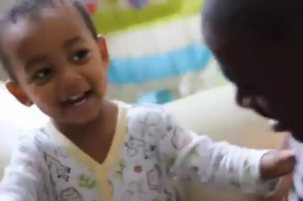 2-Year-Old Rapper Shows Off With Style