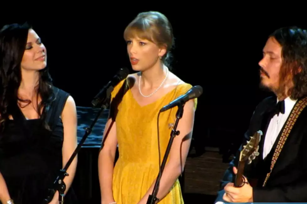 Watch Taylor Swift Perform Her New Track &#8216;Safe and Sound&#8217;