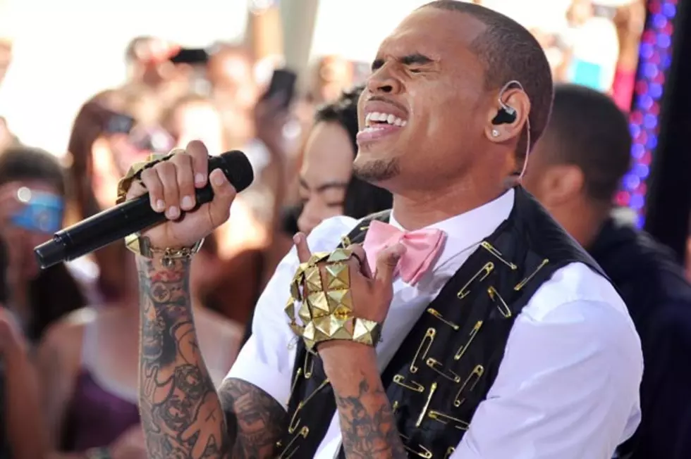Chris Brown Keeps Silent About Cell Phone Theft Investigation, But Victim Doesn&#8217;t