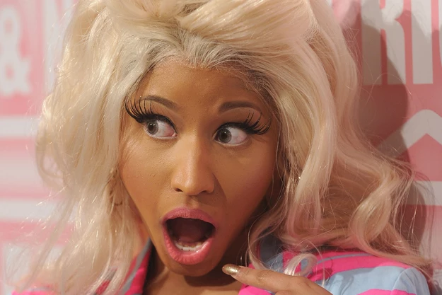 Nicki Minaj Performs'Starships' and Risks Wardrobe Malfunction on'American