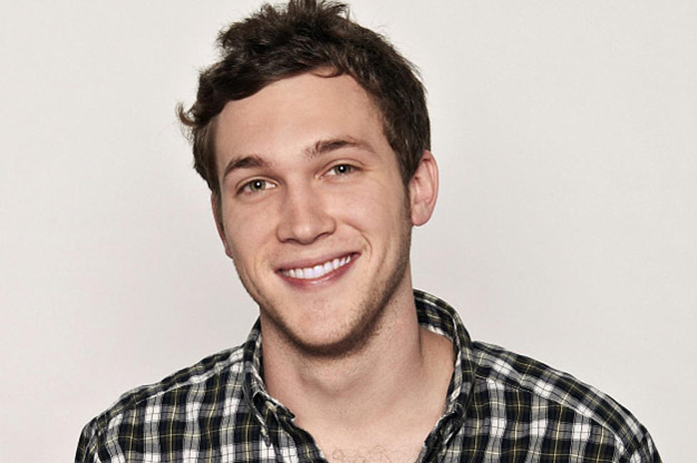 &#8216;Idol&#8217; Hopeful Phillip Phillips&#8217; Hometown Raises Money for Family to Fly to Hollywood