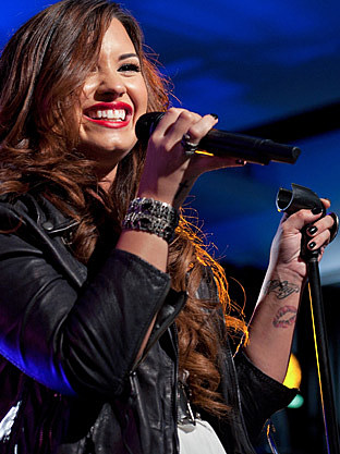 If you're a fan of Demi Lovato chances are that you probably recognized