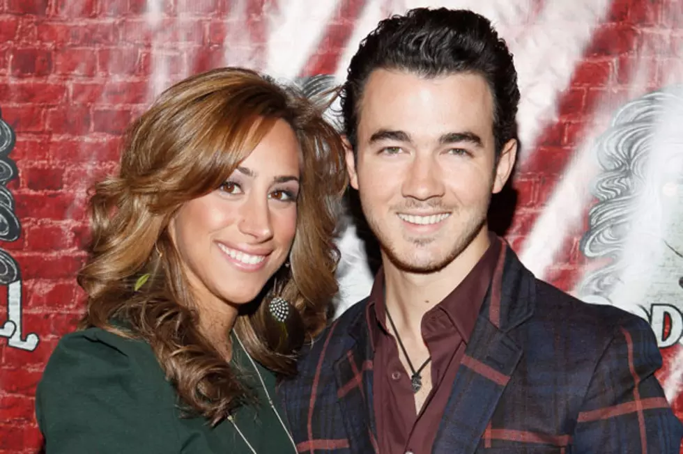 Kevin Jonas + Wife Danielle Deleasa to Star in E! Reality Show