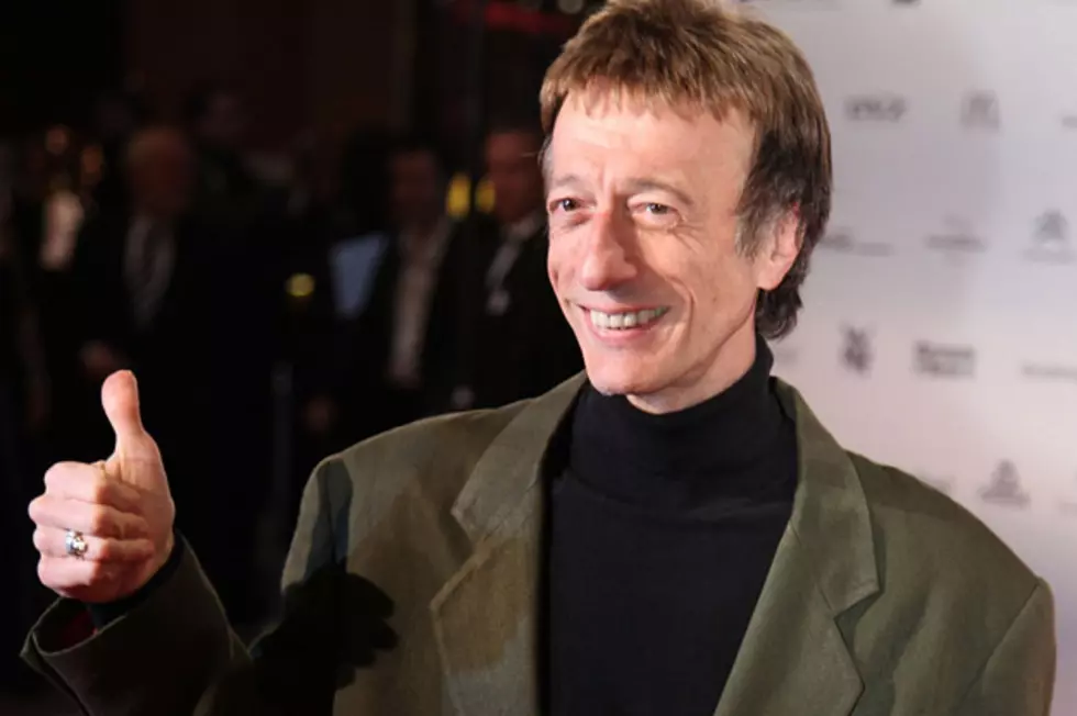 Bee Gees Star Robin Gibb Gains Consciousness From Coma