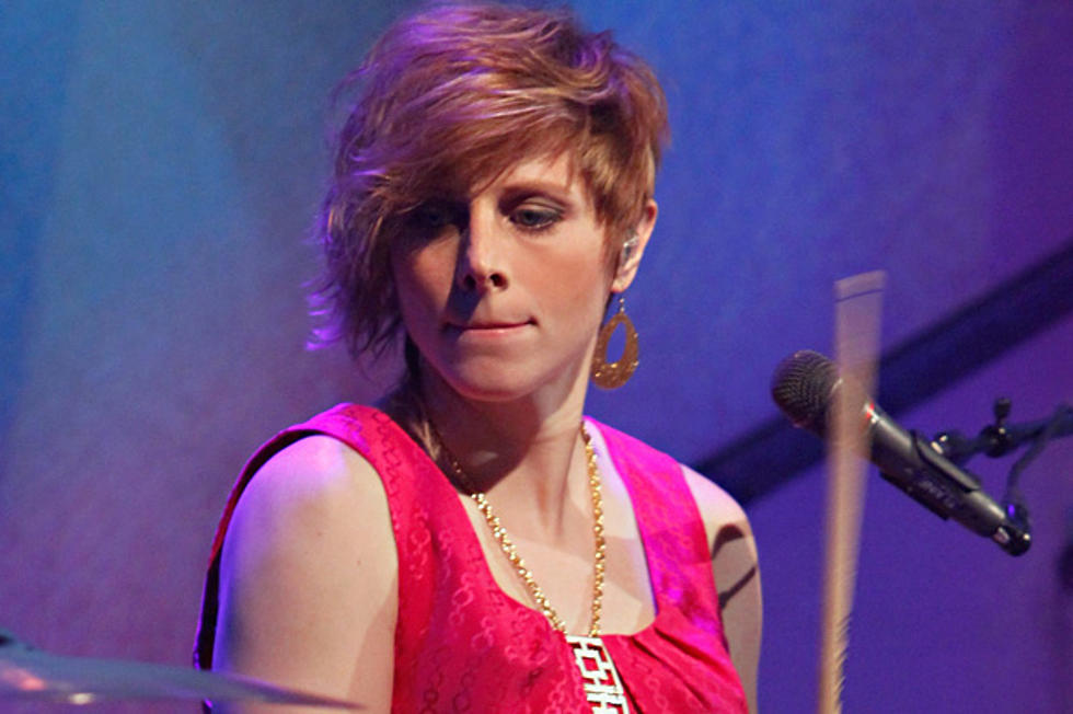 Neon Trees Drummer Elaine Bradley Keeps Touring at Six Months Pregnant