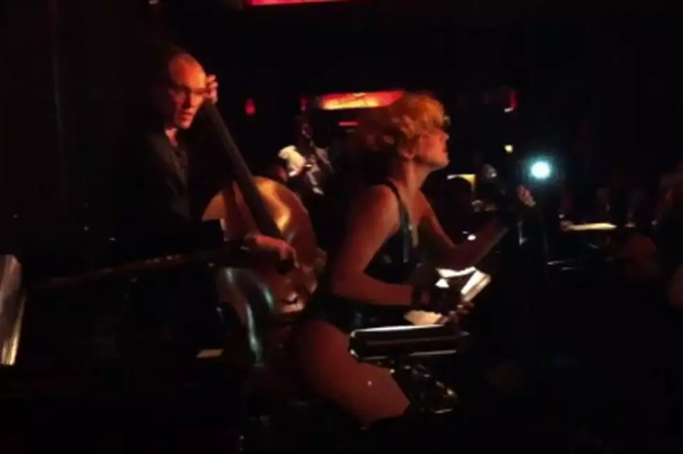 Lady Gaga Performs Impromptu Version of &#8216;Orange Colored Sky&#8217; in Tokyo Hotel Bar