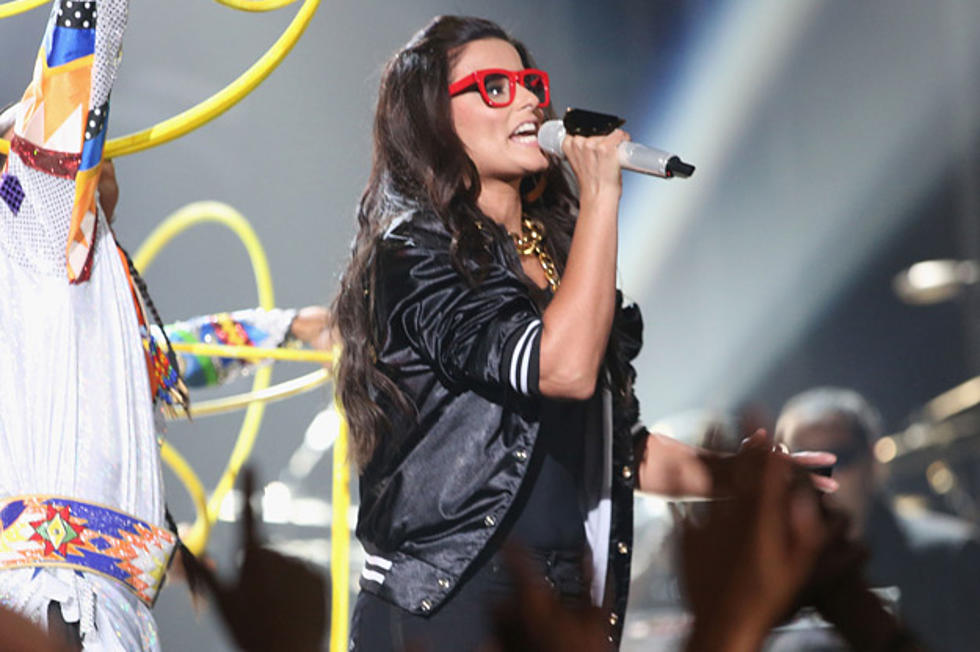 Nelly Furtado Falls Short Performing &#8216;Big Hoops&#8217; at the 2012 Billboard Music Awards
