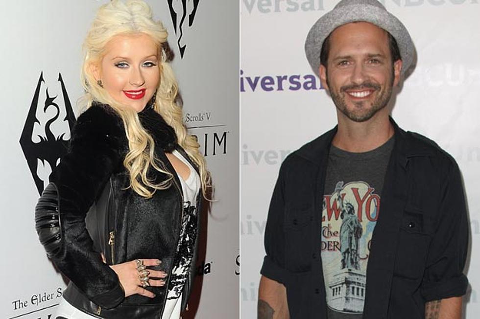 Christina Aguilera Apologizes to &#8216;The Voice&#8217; Contestant Tony Lucca