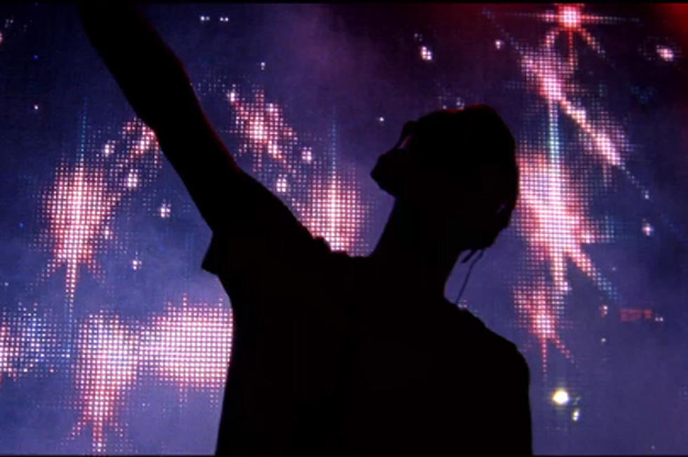 Calvin Harris Fires Up Festival Crowd in &#8216;Let&#8217;s Go&#8217; Video With Ne-Yo