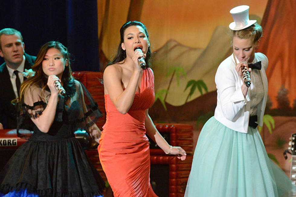 New Directions Take the Theme of &#8216;Prom-asaurus&#8217; Literally on &#8216;Glee&#8217;