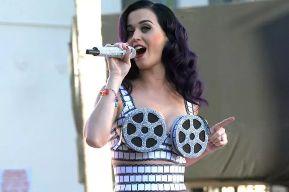 Katy Perry Shuts Down Hollywood Blvd. to Perform &#8216;Wide Awake&#8217; on &#8216;Jimmy Kimmel Live!&#8217;