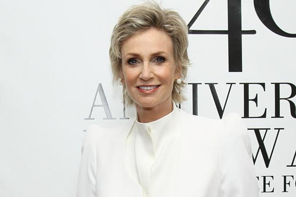Jane Lynch Tells Contestants to &#8216;Relish Fearful Opportunities&#8217; on &#8216;The Glee Project&#8217;