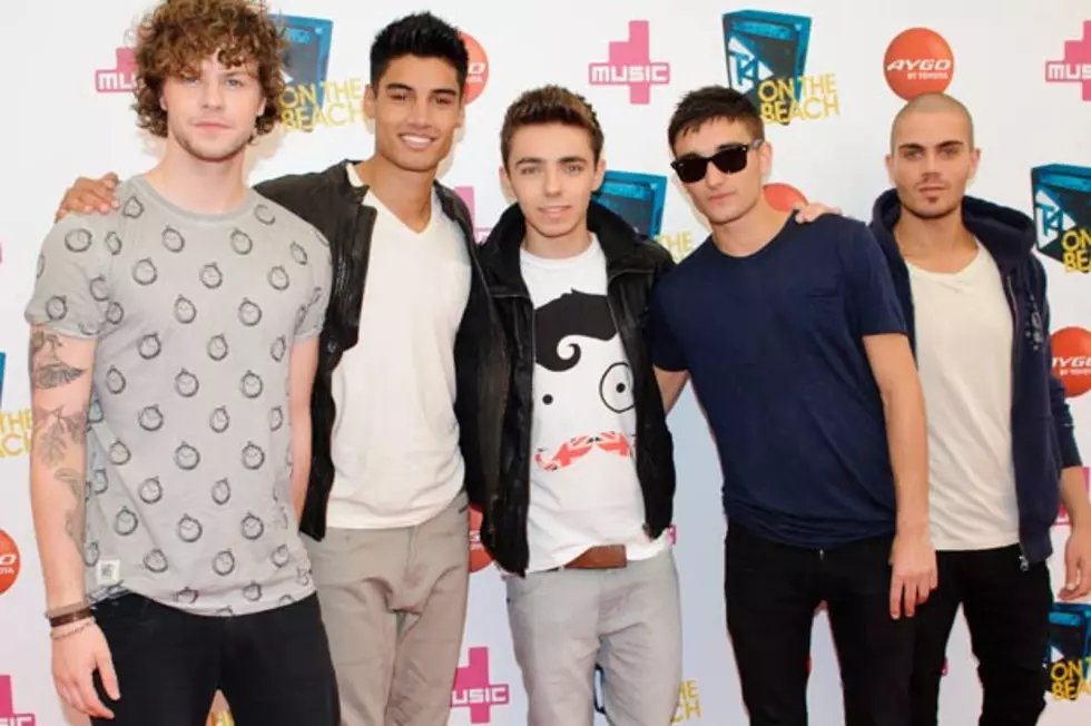 The Wanted Rush to Aid Fan After She Suffers Seizure
