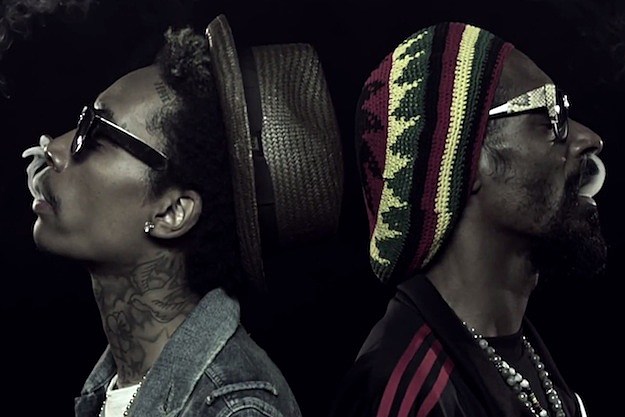 Snoop Dogg + Wiz Khalifa ‘French Inhale’ in New Video