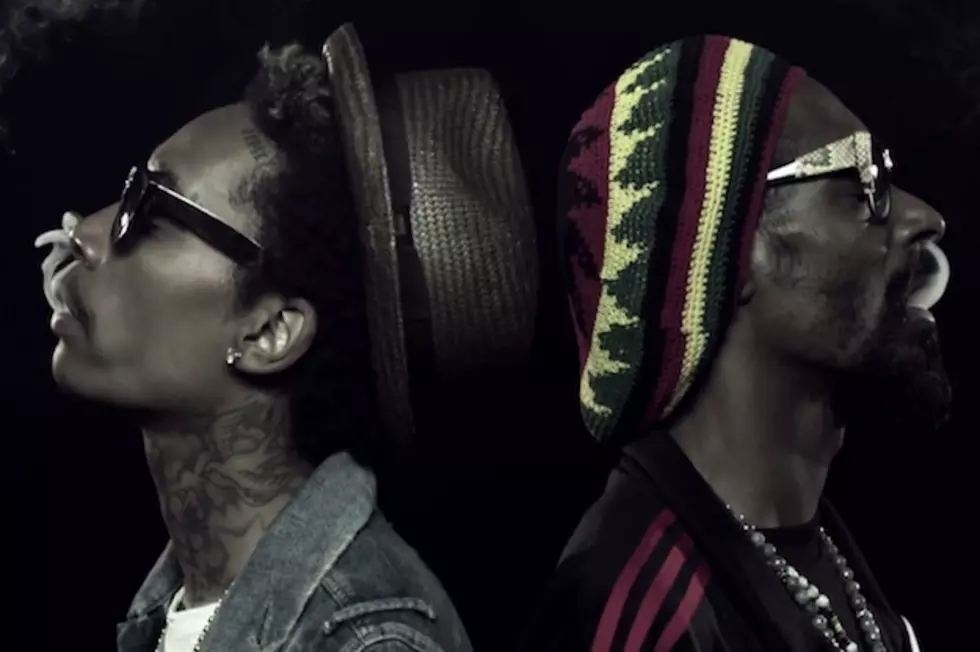 Snoop Dogg + Wiz Khalifa &#8216;French Inhale&#8217; in New Video