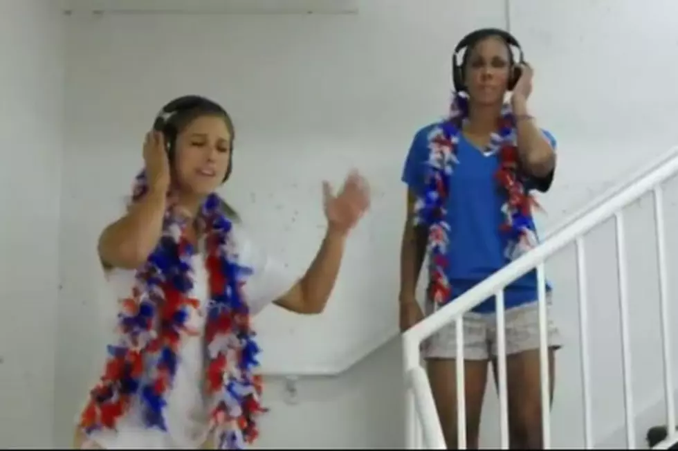 U.S. Women&#8217;s Olympic Soccer Team Rocks Out to Miley Cyrus&#8217; &#8216;Party in the U.S.A.&#8217;