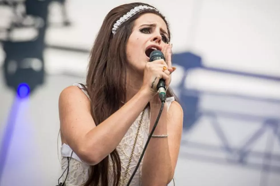 Listen to Two &#8216;New&#8217; Lana Del Rey Songs &#8216;Delicious&#8217;+ &#8216;Big Bad Wolf&#8217;