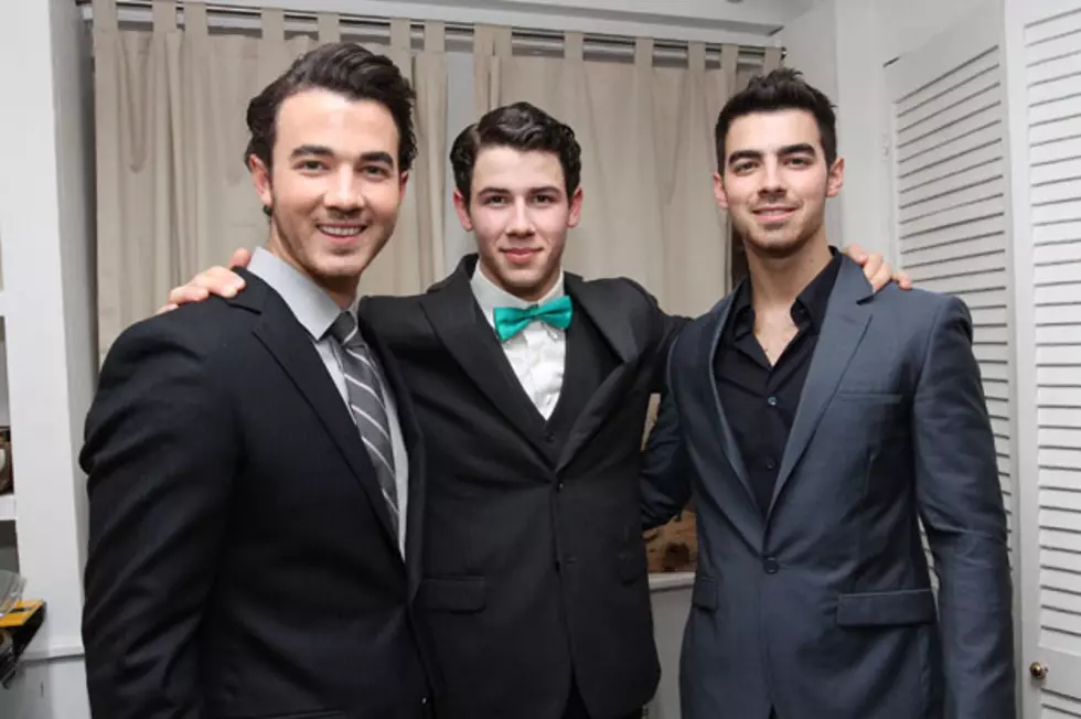 The Jonas Brothers Talk About New Album + Nick Skipping Out on &#8216;American Idol&#8217;