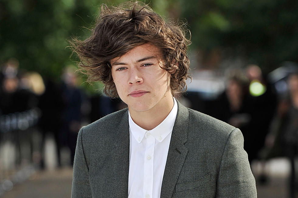 Is Harry Styles of One Direction Really Desperate for a Girlfriend?!