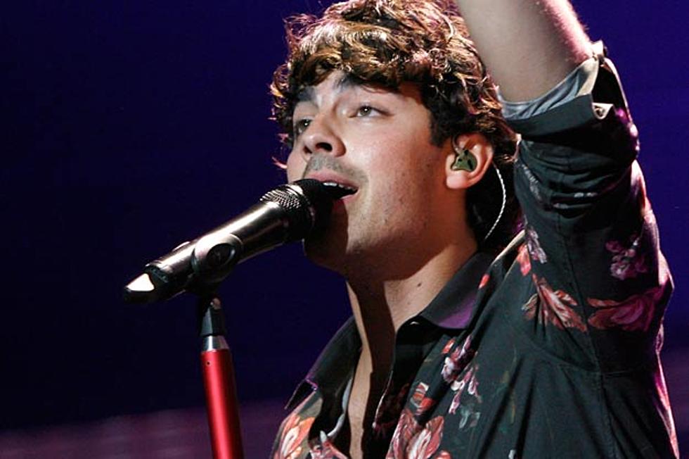 Listen to Live Version of New Jonas Brothers Song &#8216;Wedding Bells&#8217;