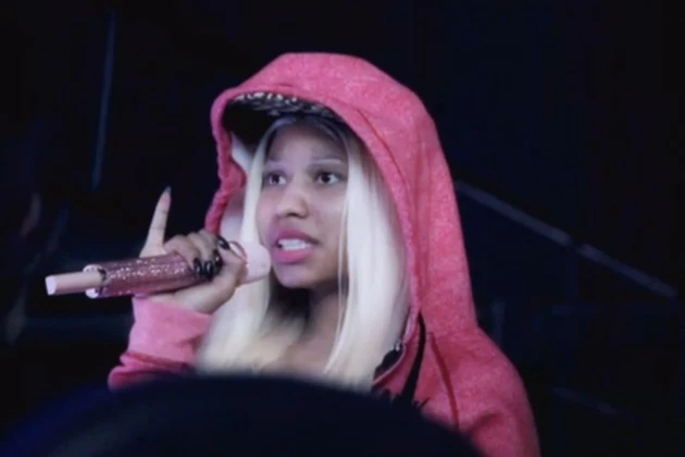 Nicki Minaj sem maquiagem