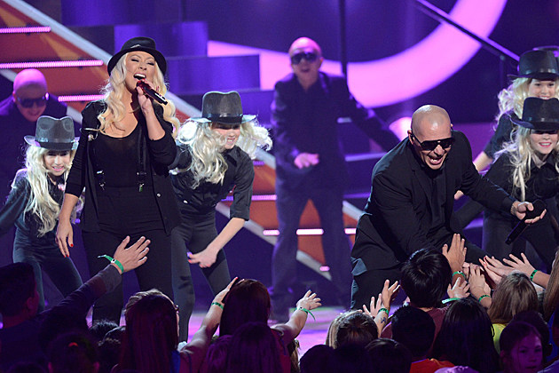 Christina Aguilera Pitbull Kids Choice Awards 2013