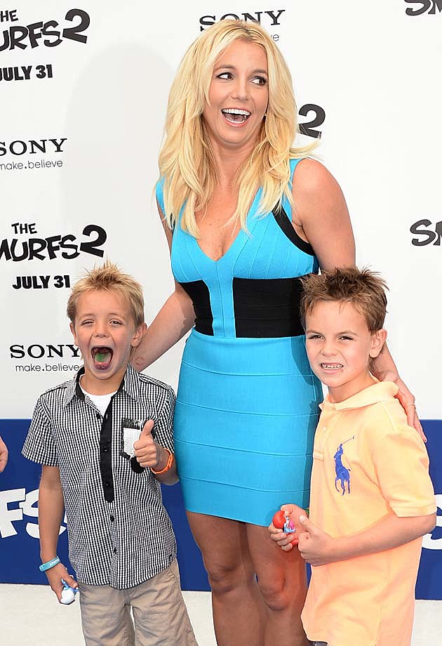 Britney Spears Herve Leger Jayden Sean Smurfs 2 Premiere